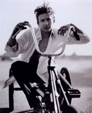 1999 Jonathan Taylor Thomas Calendar