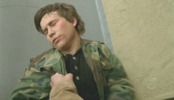 Screen captures from Veronica Mars episode titled Weapons of Class Destruction