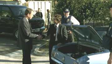 Screen captures from Veronica Mars episode titled Weapons of Class Destruction